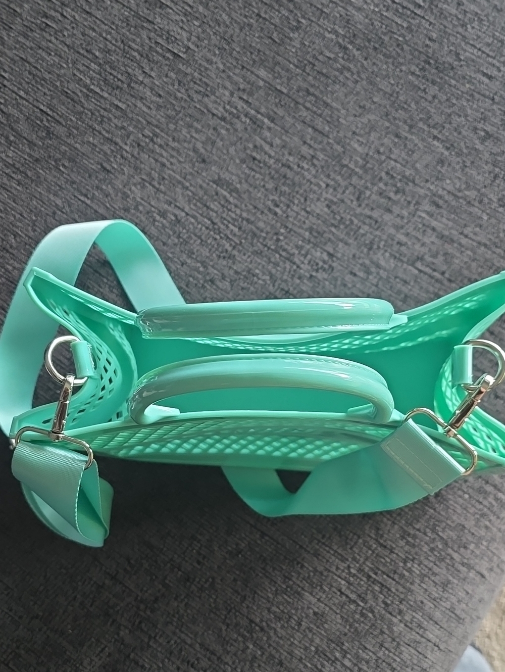 Mint Green Women’s Jelly Tote Bag with Detachable Strap - Picture 6 of 6